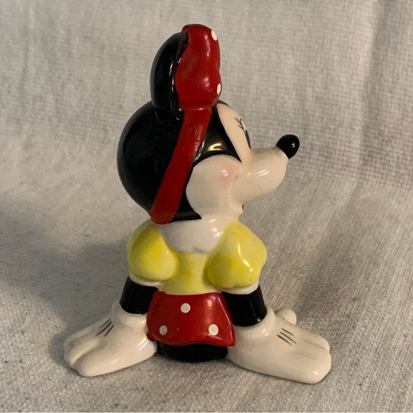 Vintage 90’s DISNEY Minnie Mouse Sitting Pose Porcelain Knickknack Collector EXC - Picture 4 of 10